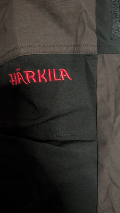 harkila pantalonii drumeți