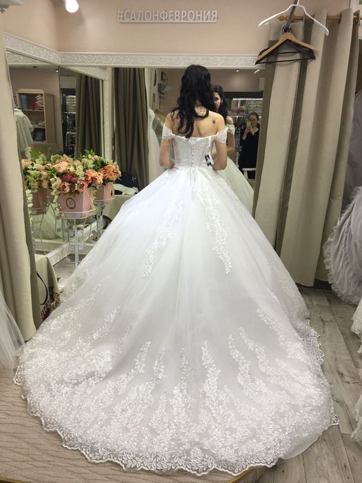 Платье свадебное