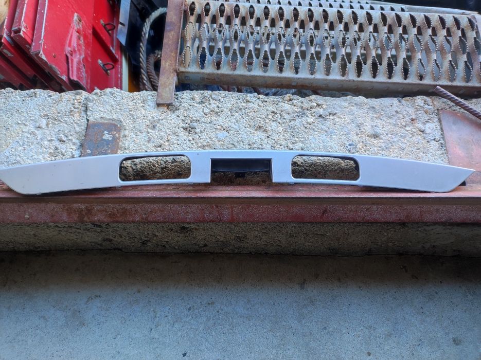 Лайсна заден капак за Пежо-5008