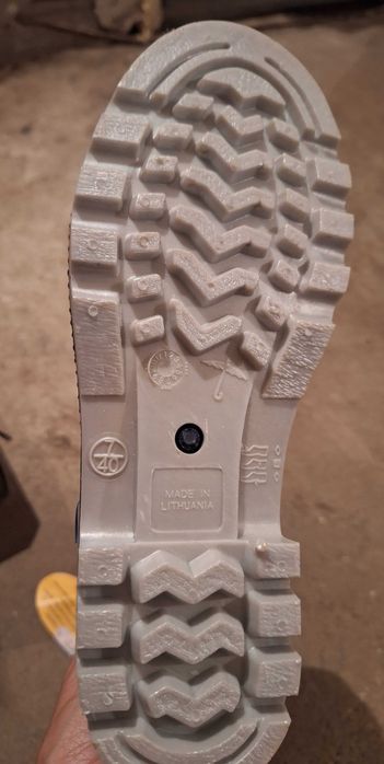 Гумени ботуши  нови