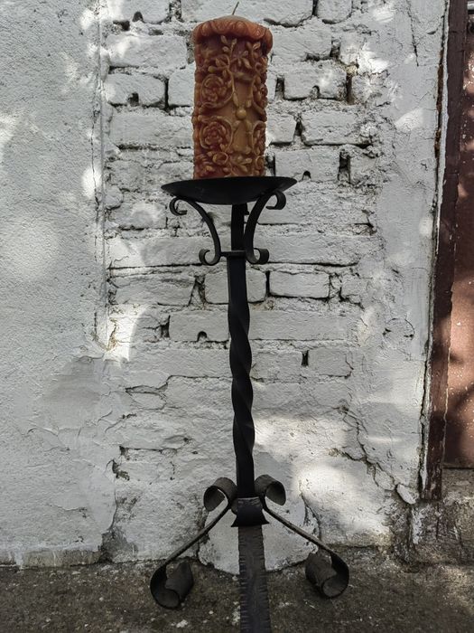 Стари свещеници от ковано желязо