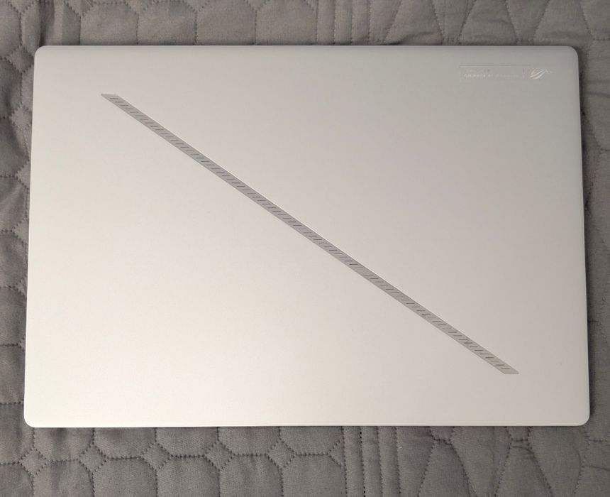 Asus Zephyrus G16