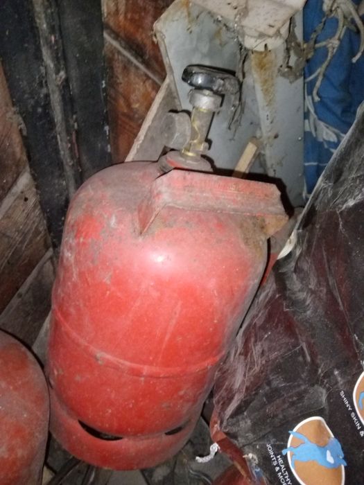 Продавам компас,бут.малка тур.газ.,горелка двойна