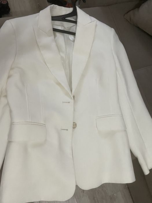 Продам пиджак Zarina