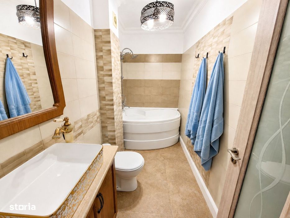 Apartament pe 2 niveluri, cu boxa si loc de parcare in Complex Cupidon