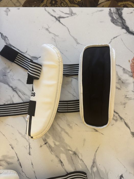 Щитки голени и рук для тхэквондо