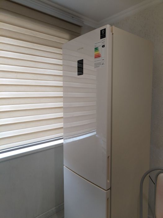 Холодильник Samsung RB37A5200EL бежевый