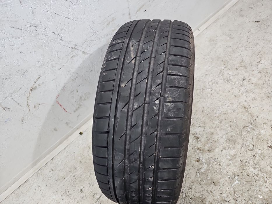 Set 2 anvelope vara Volkswagen Golf 7 (5G) [Fabr 2014-prezent] Hatchba
