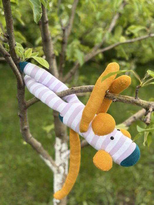 Ръчно изработена плюшена играчка