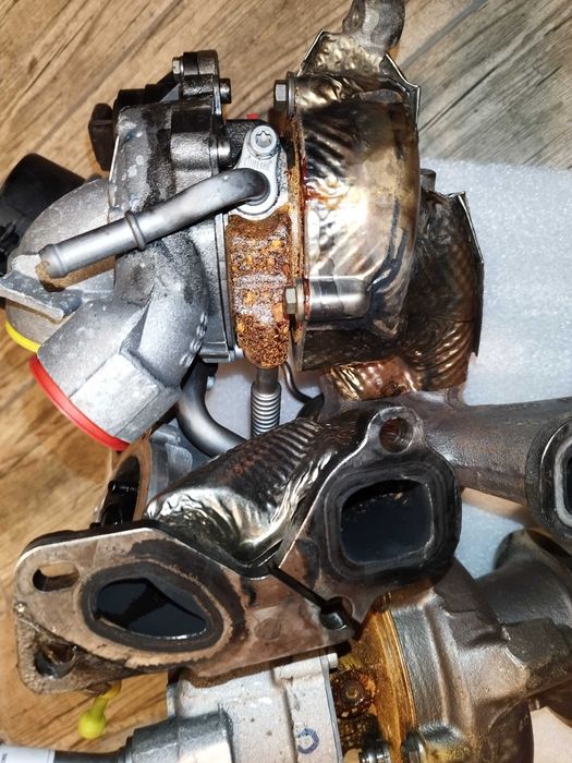 Продавам двойна турбина за Volvo XC60 и XC90  32240507 / 36003251