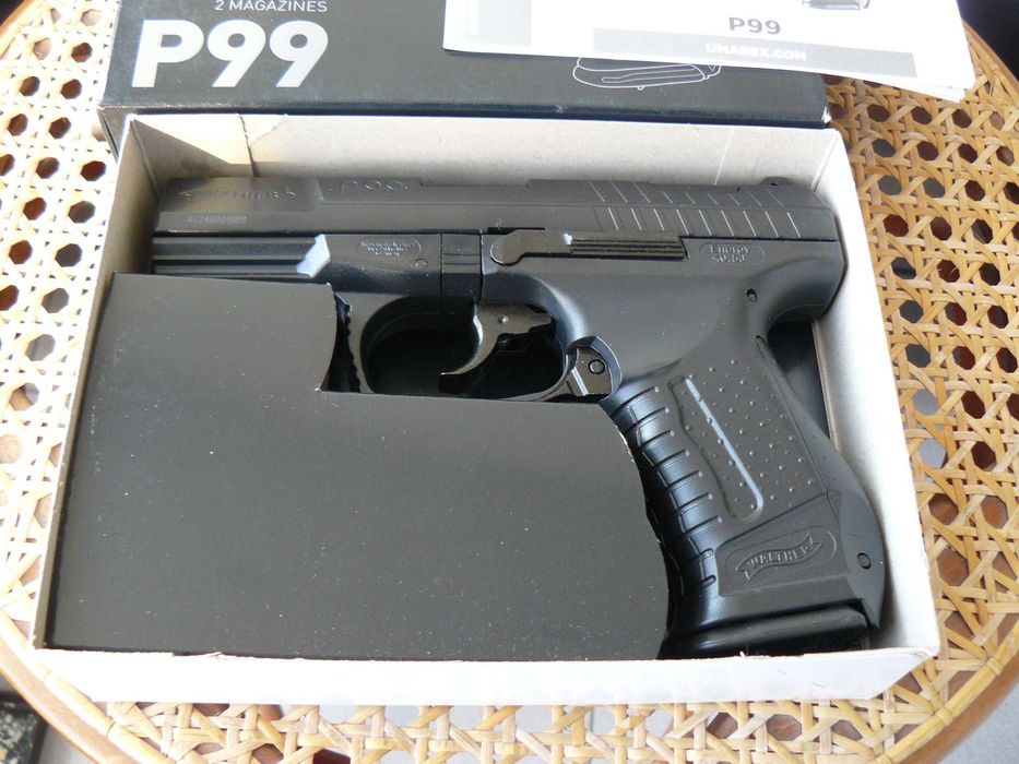 Pistol Airsoft WALTHER P99 DAO UMAREX,Cu Propulsie Arc/Manual,Nou