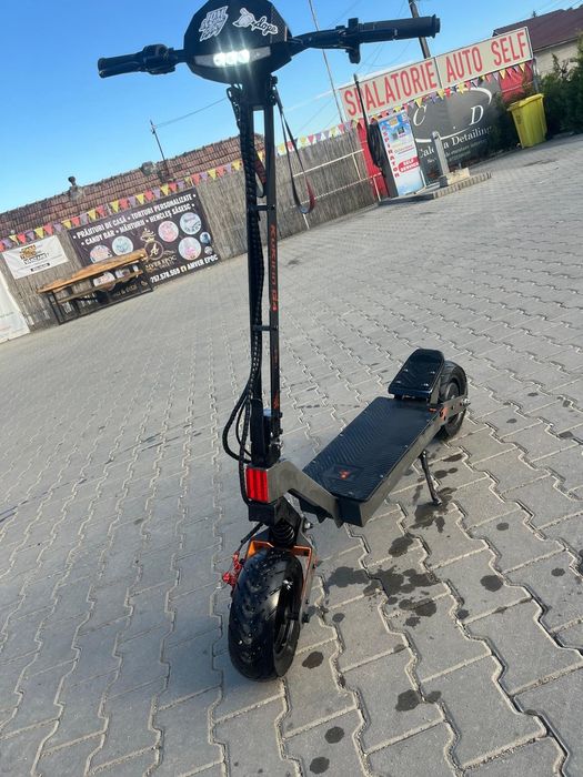 Vand trotineta electrica
