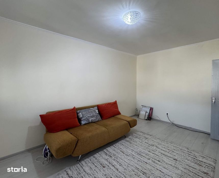 2 cam, et.4, decomandat, 48 mp, renovat, Mc Donalds