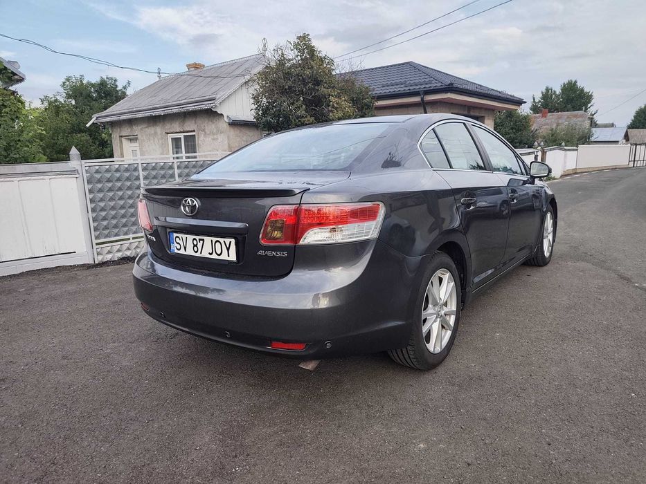Toyota Avensis T27