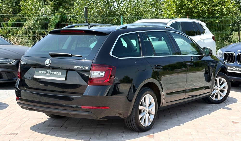 Skoda Octavia 1.6 TDI DSG / GARANTIE 2 ANI / Distronic / Camera / LED / Bord Digital