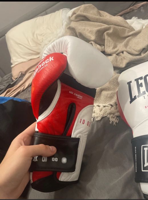 vand manusi box leone