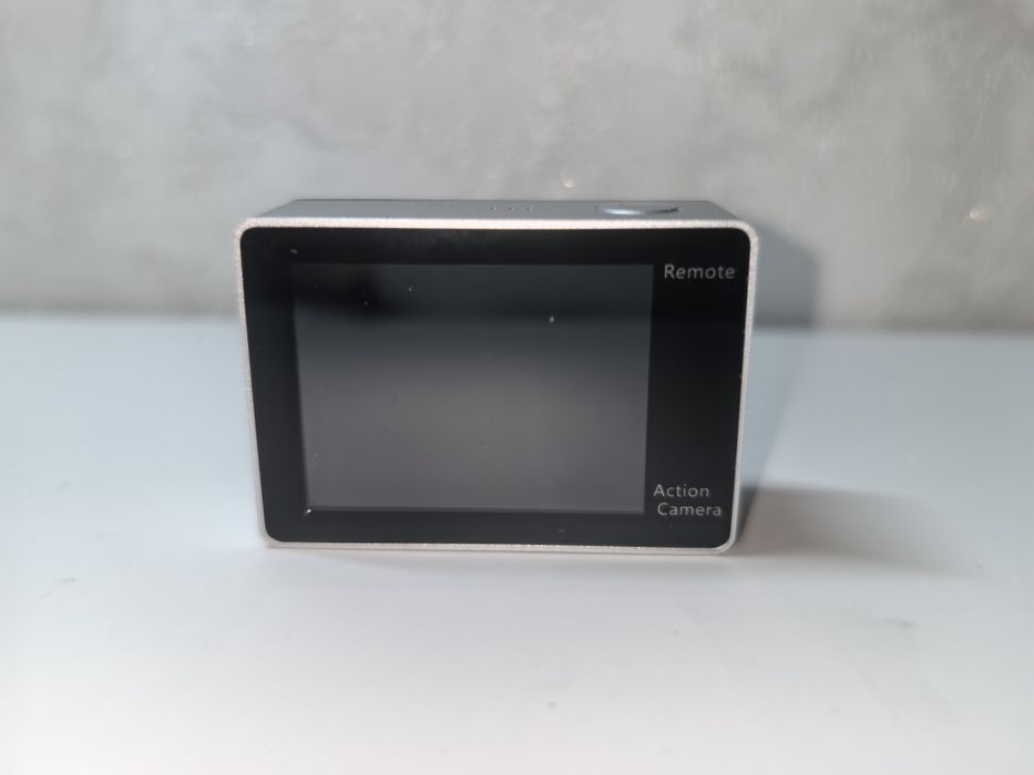 Продам экшн-камеру EKEN