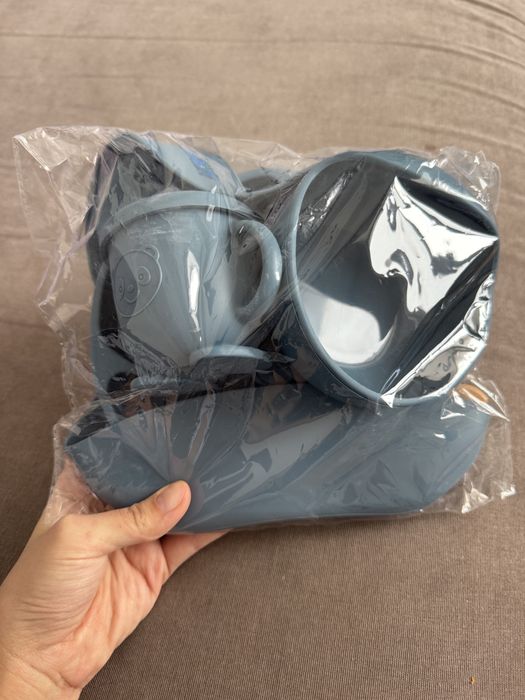 Детская посуда в 4 цветах