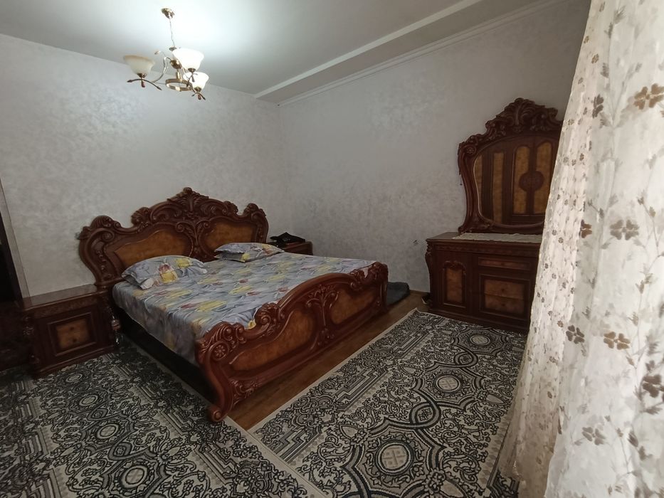 Продам 6 комн. Каракамыш 2/4 (банковский дом)