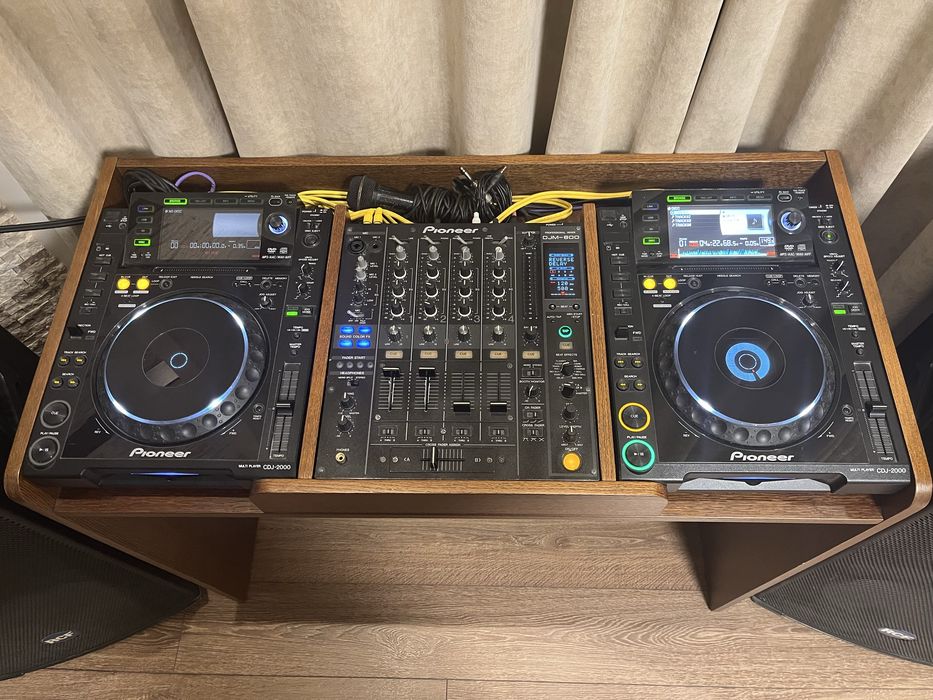 DJ маса за плеъри - поръчкова Pioneer CDJ-2000 + DJM-800