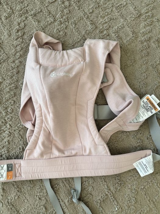 Эргорюкзак розовый