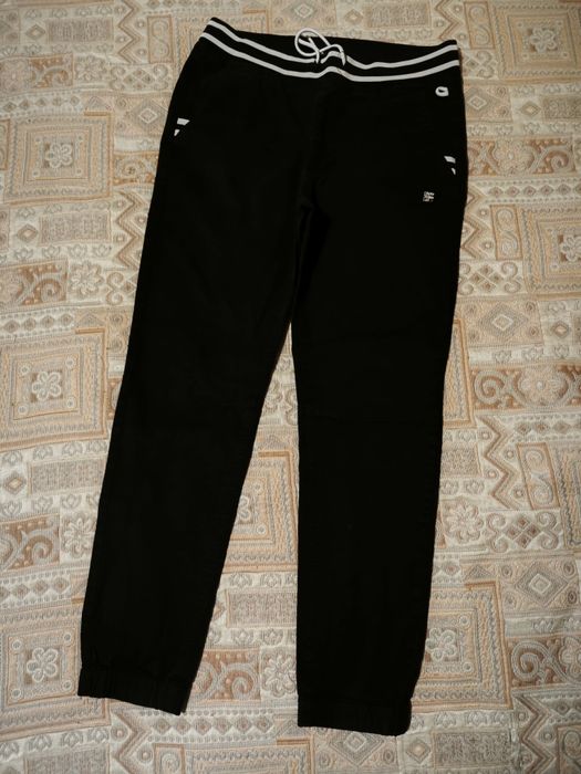 Панталон спортно елегантен CROPP