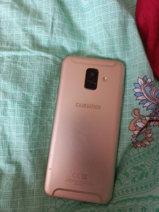 Продам самсунг а6 на 32 гига