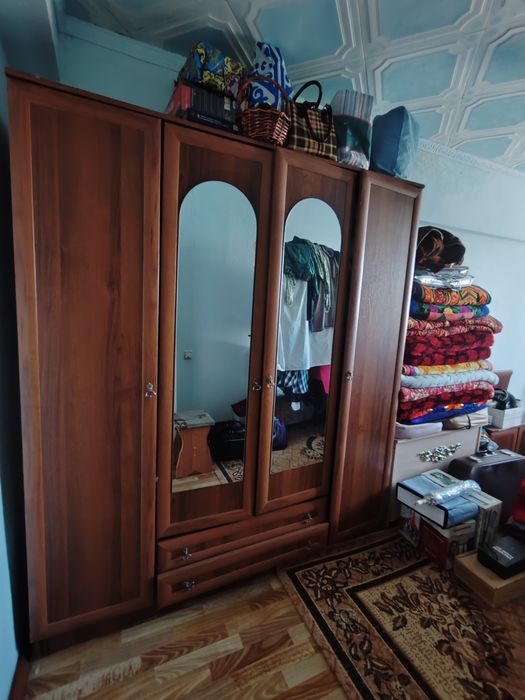 Продается шкаф срочно