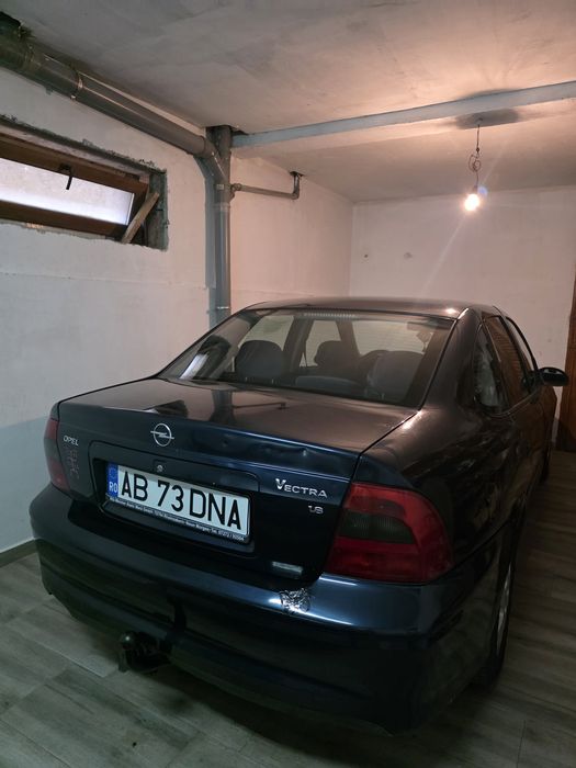 Vand Opel Vectra 2001