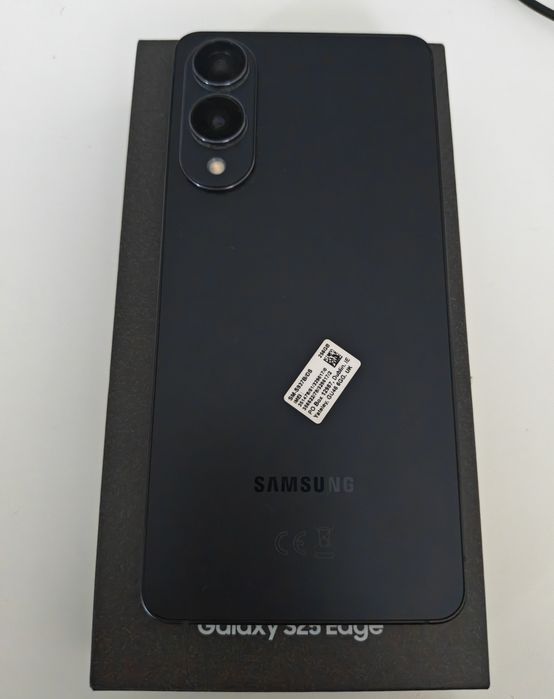 Vând Samsung Galaxy s25 Edge impecabil  Factura Garanție