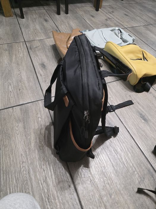 Дамски раници- използвани