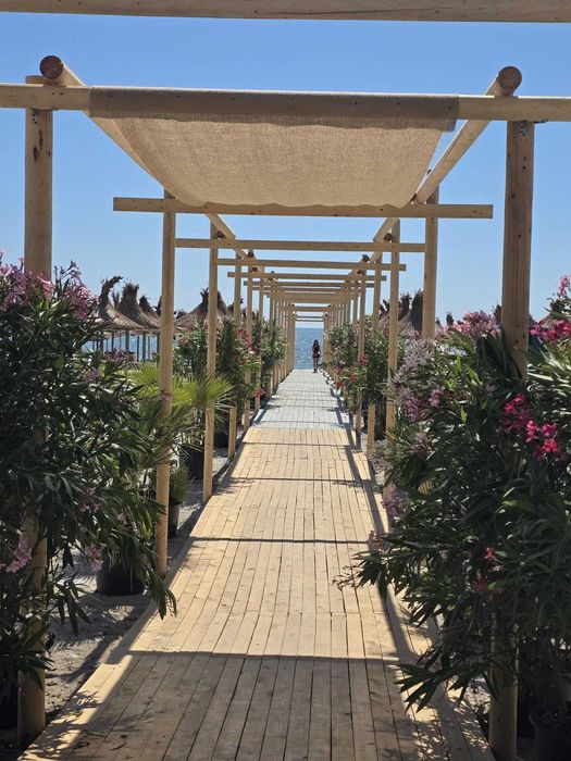 2 Camere Regim Hotelier Prima Linie La Mare