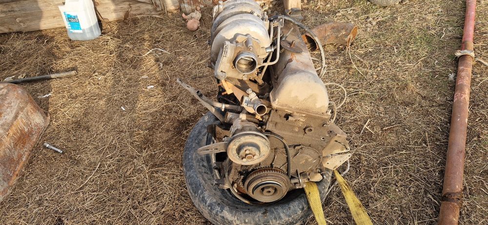 Мотор двигатель от нивы