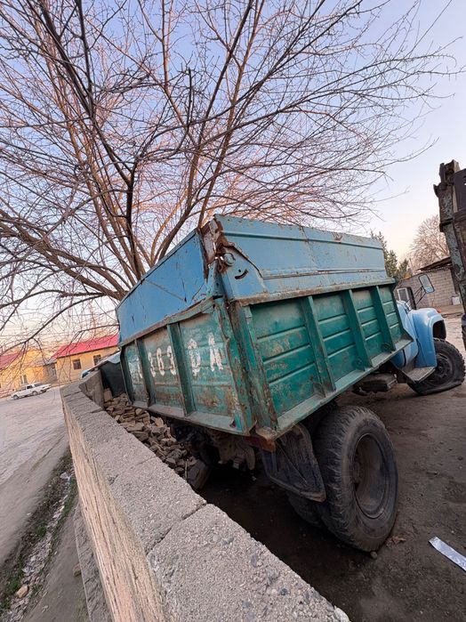 Зил самосвал яхши холатда
