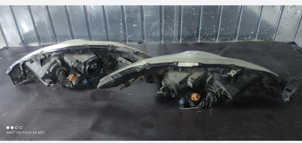 Far Stanga Dreapta Mazda 5 European Cu Lupa