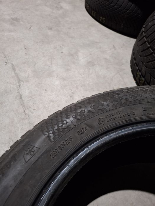2 Anvelopele de iarnă 225  55 r17 Continental
