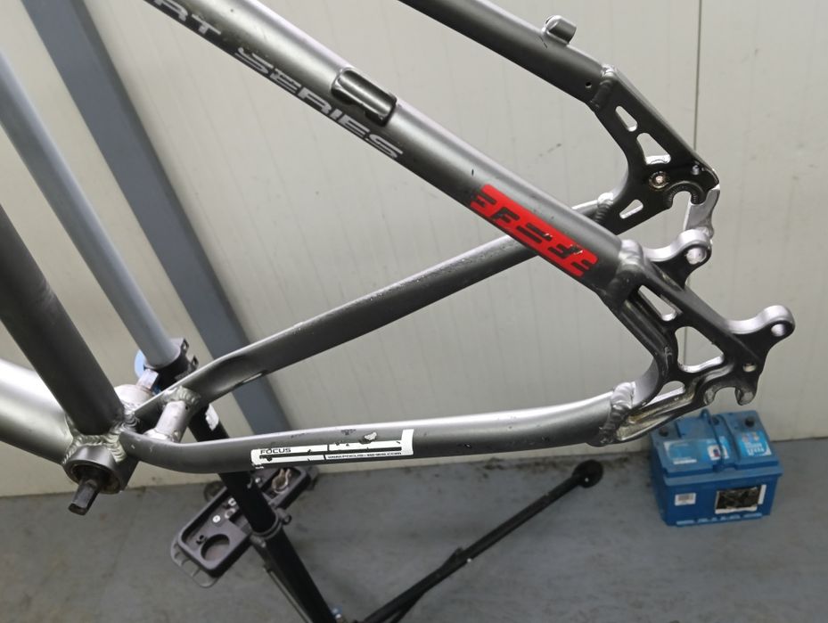 Cadru bicicleta 26" aluminiu prindere disc