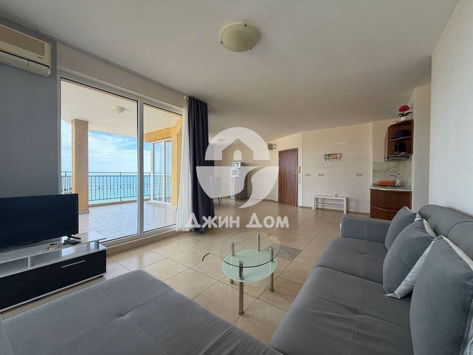 Продава се Тристаен апартамент в Ахелой - 155 кв.м за 494 €/кв.м - Снимка #2