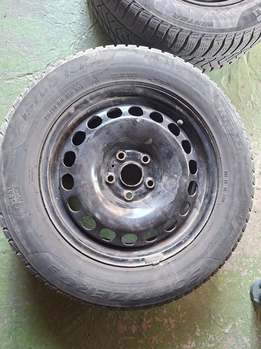 Vand anvelope cu jante