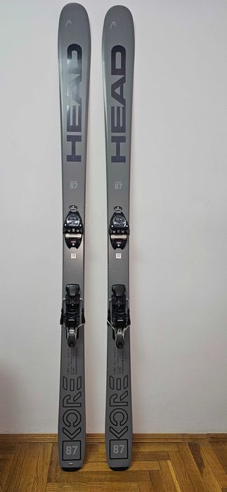 Schiuri Head Kore 87 (23–24) (NOI)– 184 cm + legături Marker 11.0 T