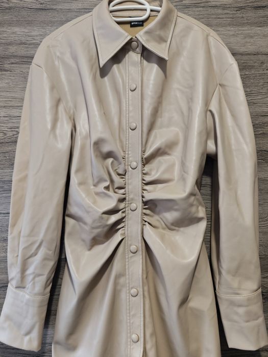 Рокля Armani exchange и други