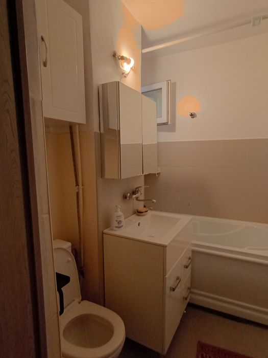 Închiriez apartament 2 camere