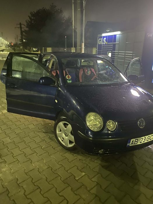 Volkswagen polo 1.2 BENZINĂ