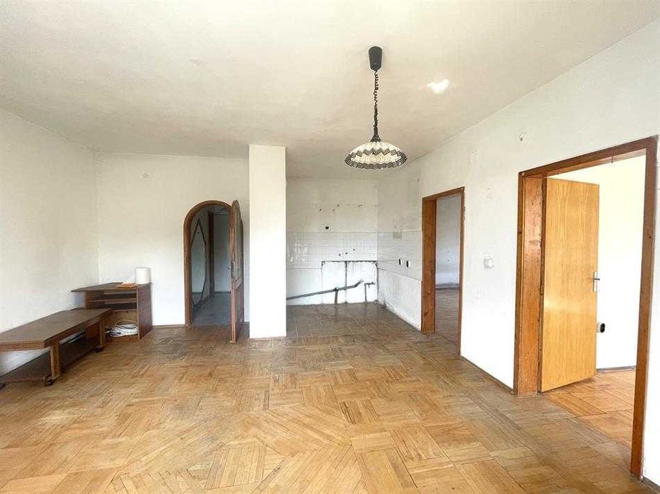 Продава се Четиристаен апартамент в Габрово, Център - 120 кв.м за 792 €/кв.м - Снимка #2