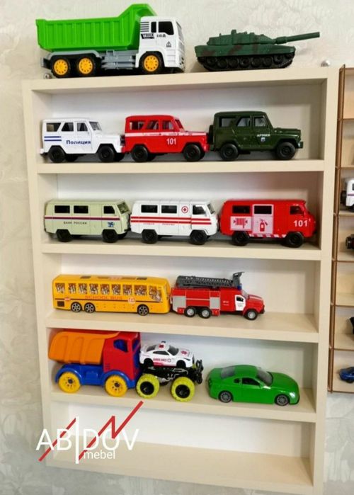 Навесные полки для лаков и для других предметов интерьера