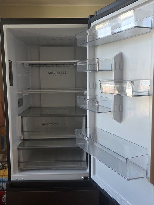 Продавам хладинк Haier HDPW 5618 DNPD -185 см -почти нов