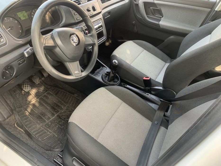 SKODA Fabia 2014 — imagine 3