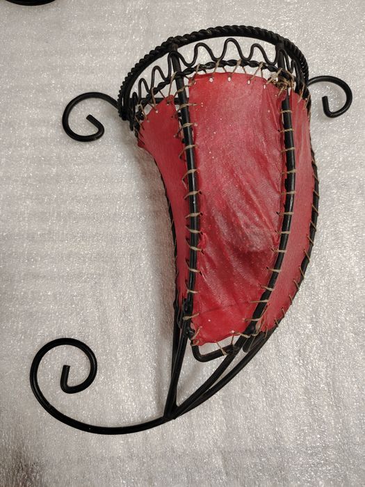 Стенна лампа за чаени свещи