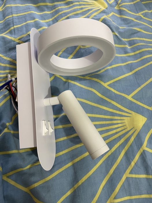 Бра поворотный настенный