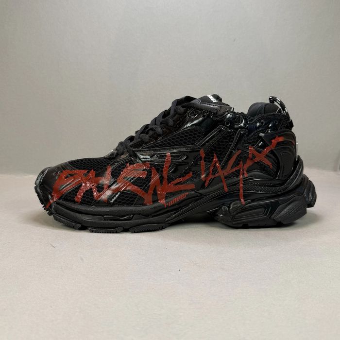 Balenciaga Runner "Graffiti Black Red" - НОВА НАЛИЧНОСТ!